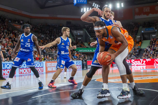 助攻三大数 助攻三大数